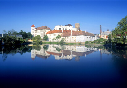 Zámek Jindřichův Hradec, pohled přes Vajgar